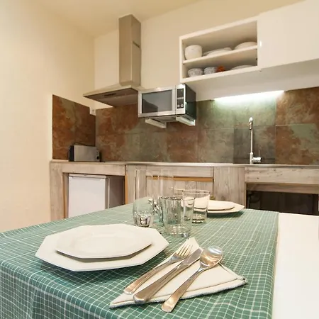 Apartment Flat *